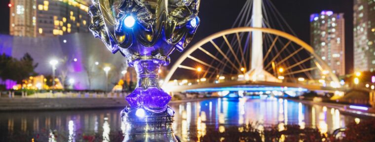 Все команды прошли квалификацию на чемпионат мира по League of Legends 2022 года