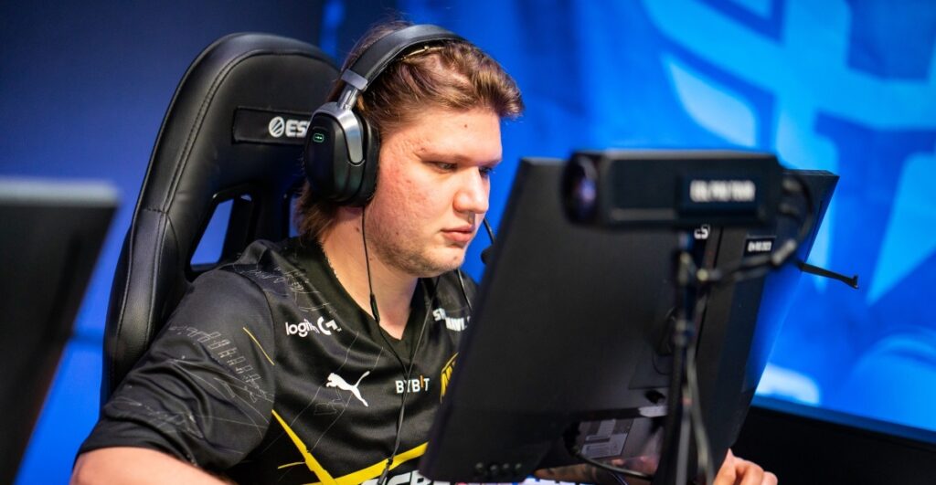 S1mple перешёл на месяц в Team Falcons