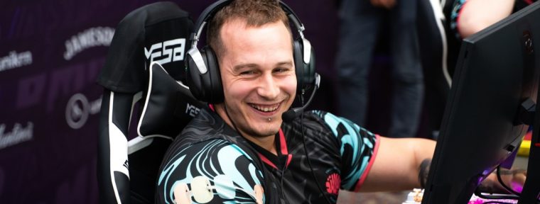 Стример Lobanjica призвал игроков в CS2 переходить в Deadlock