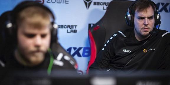 Preasy расформировывает свой состав по CS2