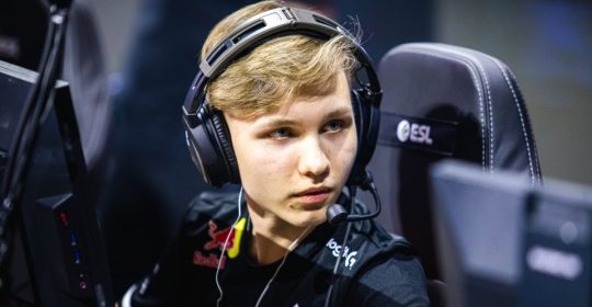 m0NESY окончил колледж: дипломная работа о G2 Esports