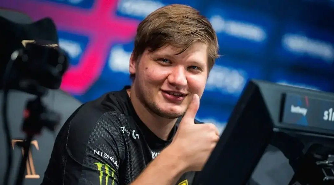 S1mple на стриме: оскорбил Overdrive, harumi, Mauisnake и предложил дуэль LenaGol0vach в Dota 2