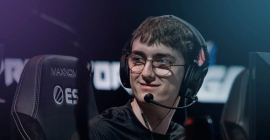 Liazz: "Если кто-то облажается со стратегией, dexter наорет на него, и нам это было нужно"