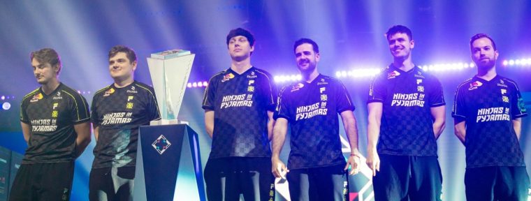 У полуфинальных матчей YaLLa Compass 2024 пиковая аудитория более 160 000 зрителей