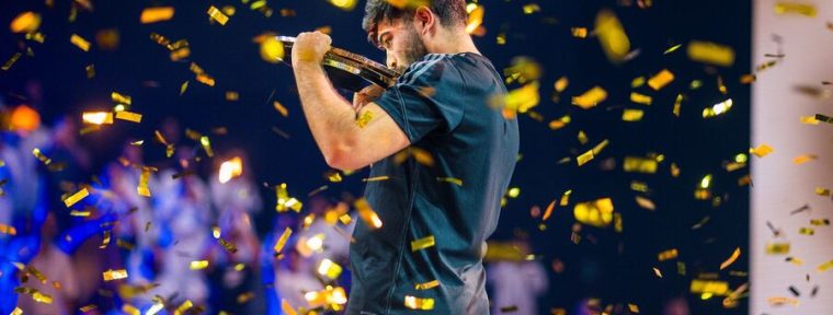 Португалец Luna Galaxy одержал победу в финале EWC 2024 по EA FC