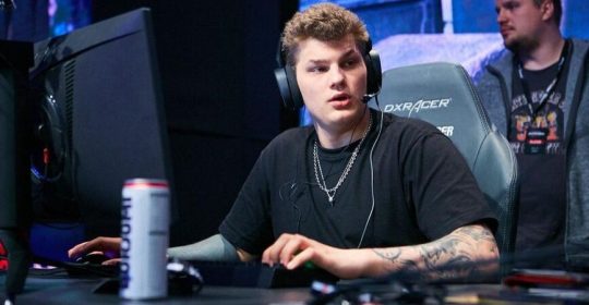 Iceberg назвал топ-3 мидера на PGL Wallachia Season 5