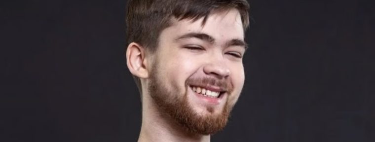 «Ты для меня всегда будешь победителем». Девушка Malr1ne встретила игрока с Esports World Cup 2025