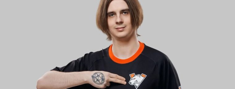 Fng: «Хорошо стоять линию и помогать кору — чуть ли не основное»