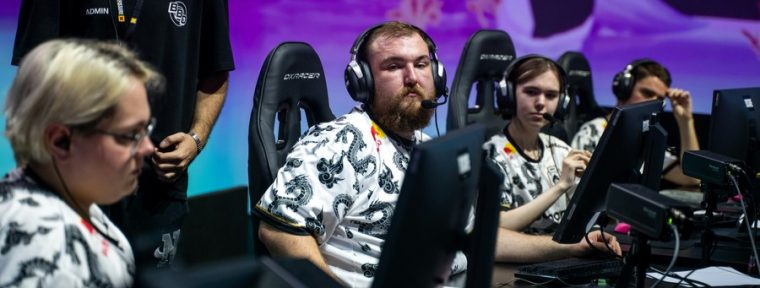 Сообщество прокомментировало победу Team Spirit над MOUZ на BetBoom Dacha CS2 2024