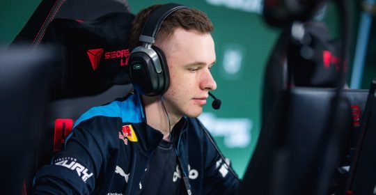 Interz о переходе ropz: «Его трансфер в Vitality выглядит впечатляюще»