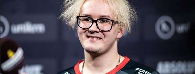 R3salt выкупил сам себя из Aurora Gaming