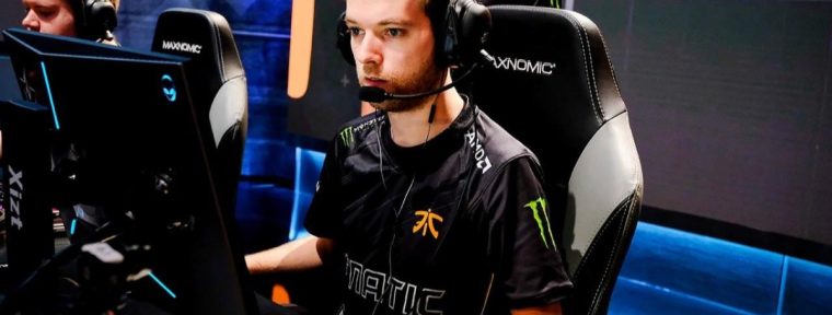 Xizt стал отцом — у него родился сын