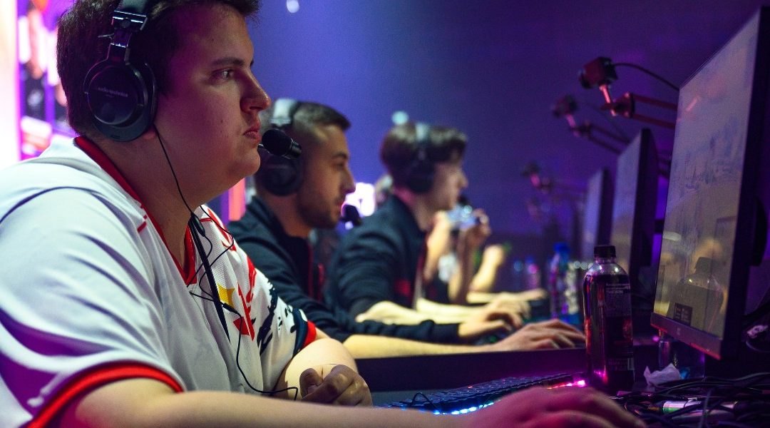 "Московский Киберспорт" анонсировал серию турниров по Dota 2, CS2 и MLBB