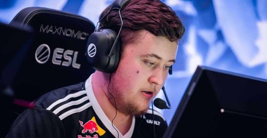 ZywOo о хейтерах на мейджоре: «ApEX покажет вам средний палец»