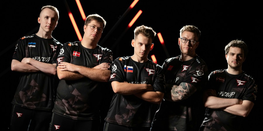 FaZe Clan в упорной борьбе обыграли Team Falcons на European RMR A в Шанхае