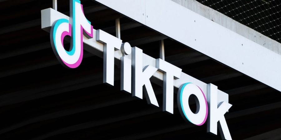 Более 500 сотрудников TikTok заменили на нейросеть