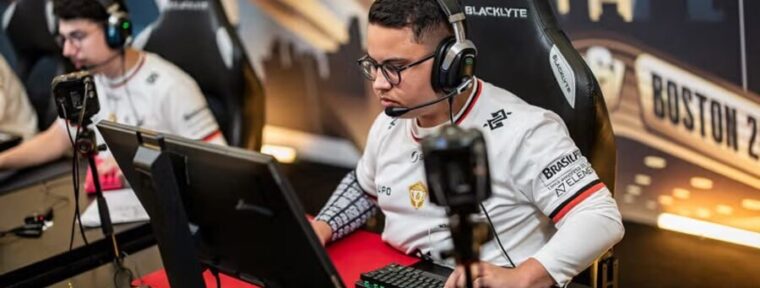 D4sh посадили на скамейку запасных в w7m esports