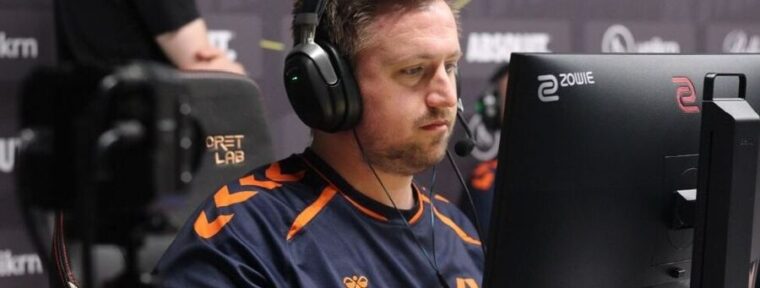 Jkaem отправлен на скамейку запасных после обвинений в том, что он должен $300 000 из-за долгов по азартным играм