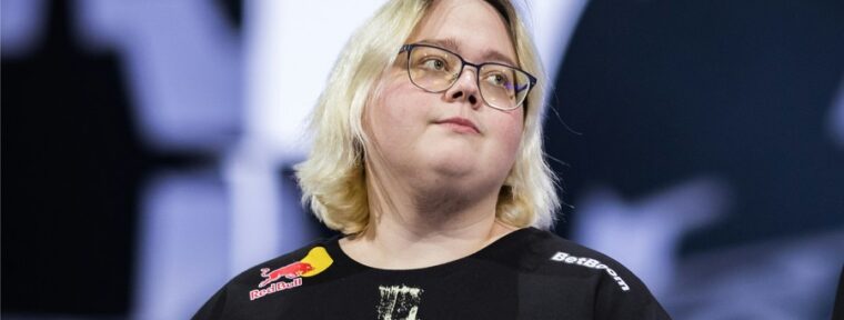 Magixx дал советы молодежи: «Не надо подписывать контракт VP. В целом не стоит спешить подписывать контракт с кем-либо»