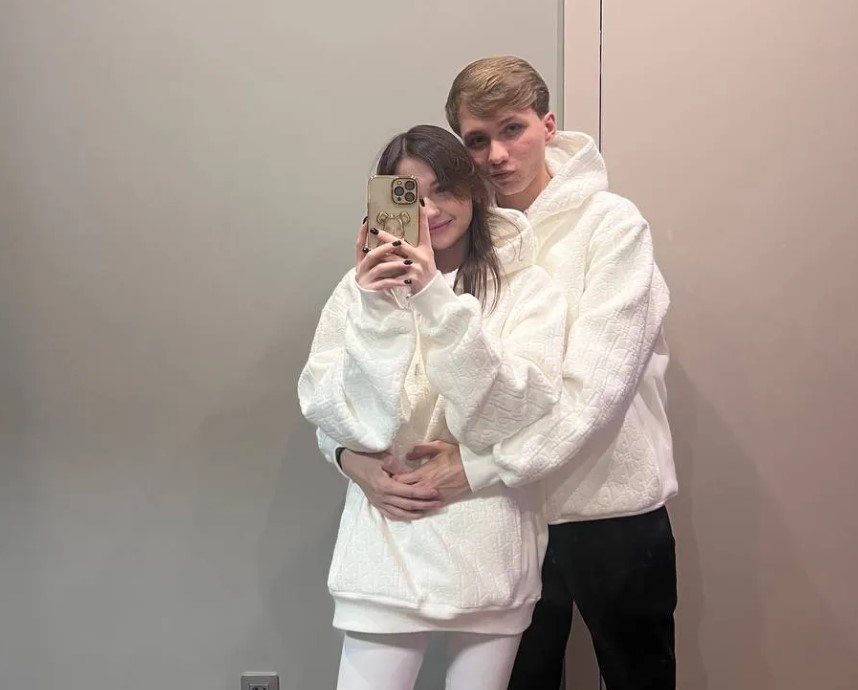 Илья "m0NESY" (Монеси) с бывшей девушкой Линой "turboxgirl"