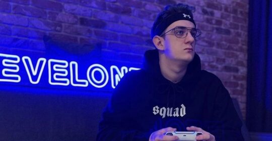 Evelone, StRoGo и deko сыграют в турнире по PUBG от des0ut