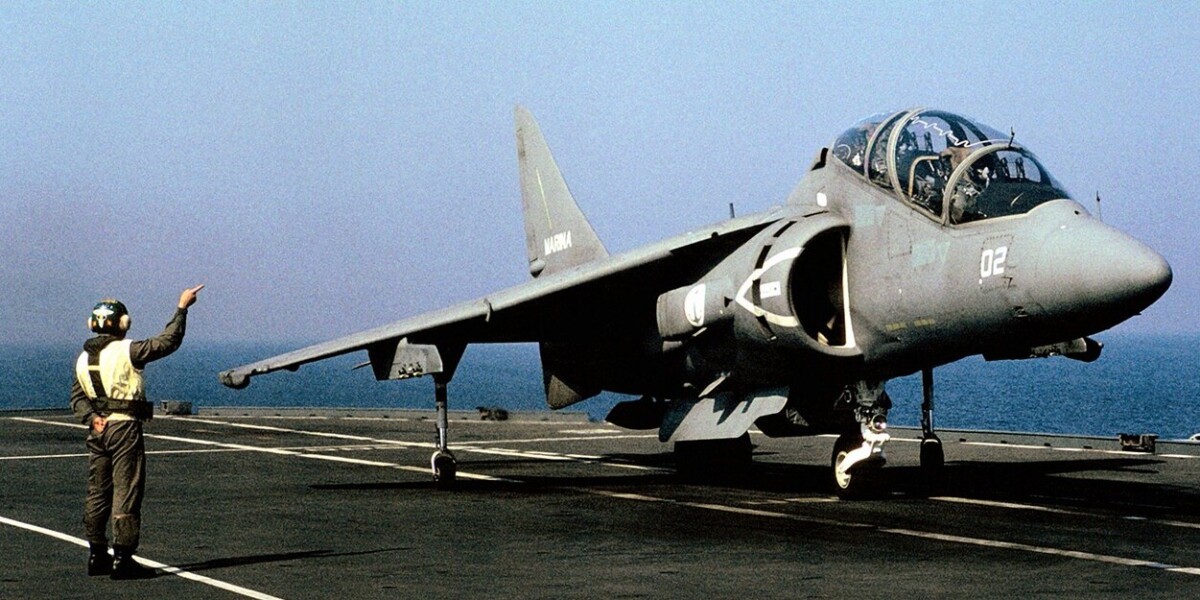 AV-8B Harrier