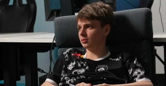 Kyousuke стал игроком Team Falcons