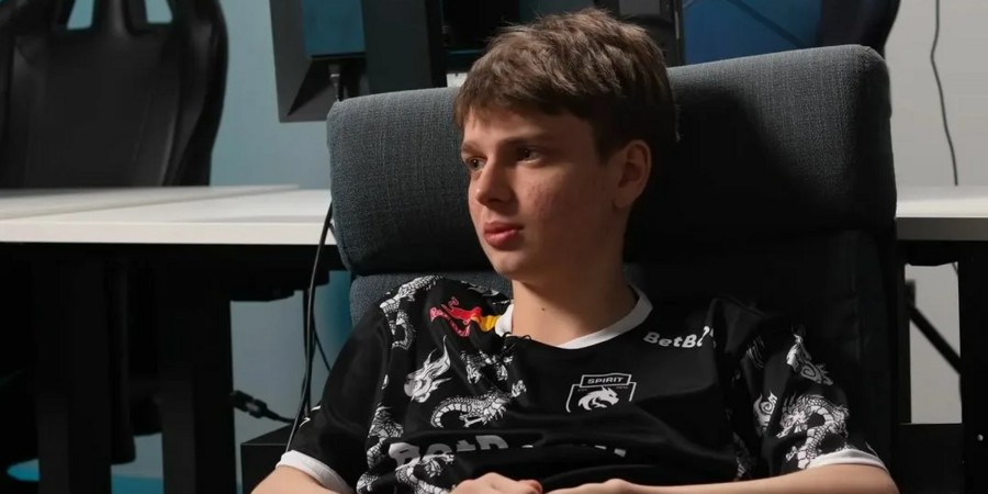 Максим "kyousuke" Лукин