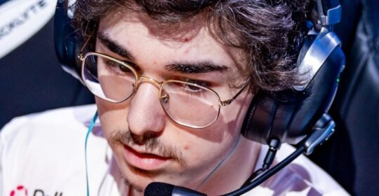 Xfl0ud ушел из HEROIC