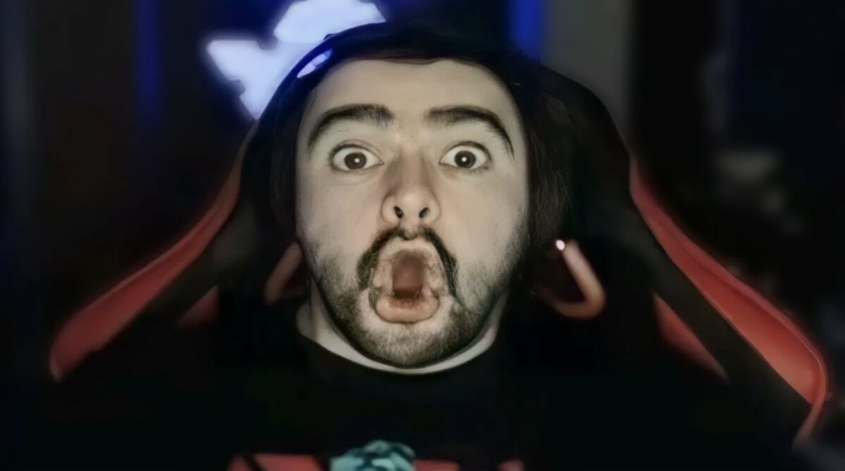 Олег “Stray228” Бочаров на стриме