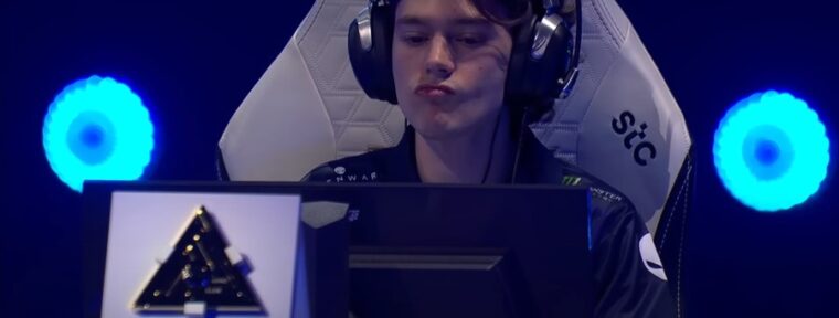 Чемпион прошлого года Clem «вылетел» из плей-офф EWC 2025 по StarCraft 2