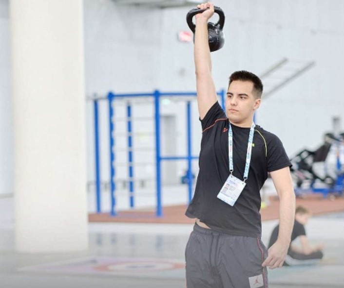 Дмитрий “DM” Дорохин сдаёт нормы ГТО