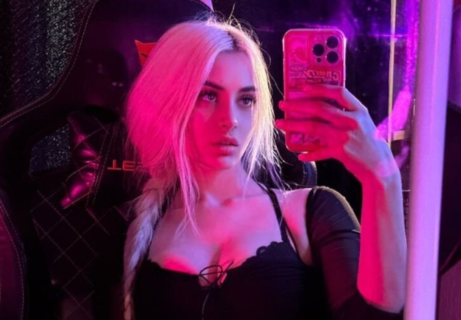 Стример Тамара "Morana Battory" Катунина