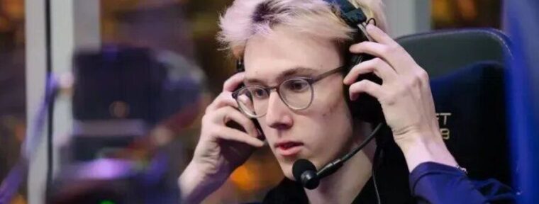 SabeRLight может заменить Daxak в составе Virtus.pro