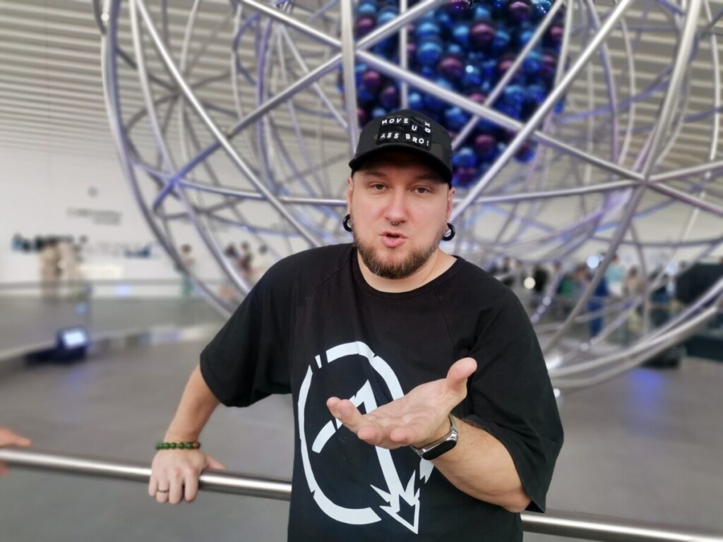 Евгений Медведев, ведущий тестировщик