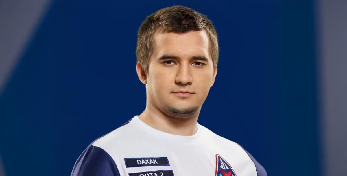 Никита “Daxak” Кузьмин в форме Winstrike