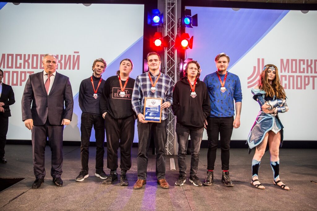 Состав Pudge Boys на Чемпионате Москвы по Dota 2 от ФКС