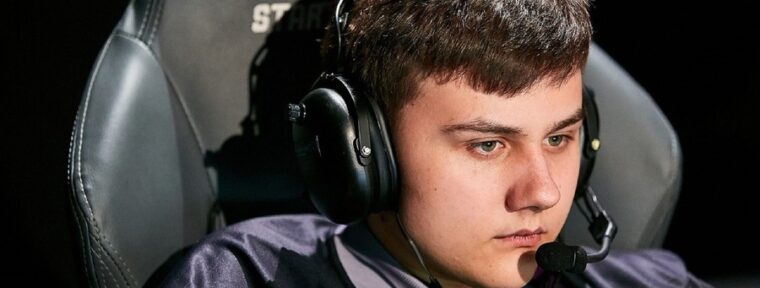 Rostik999 Team выиграли у Stariy_bog Team в плей-офф Winline Star Series