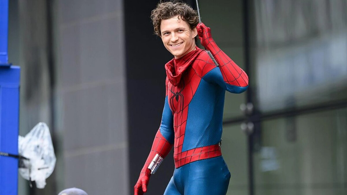 Британский актер Том Холланд