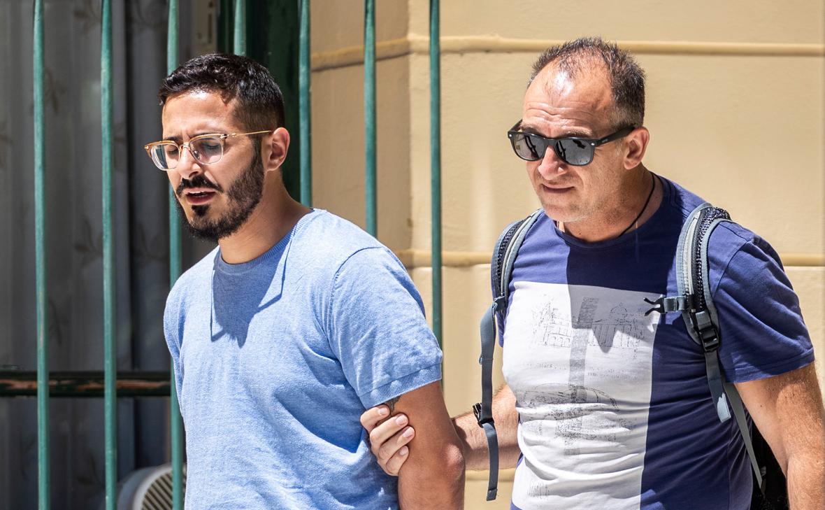 Израильский мошенник Саймон Леваев, о котором компания Netflix сняла фильм, был задержан правоохранительными органами Грузии в аэропорту Батуми. Об этом сообщает телеканал "Рустави-2" со ссылкой на МВД страны.