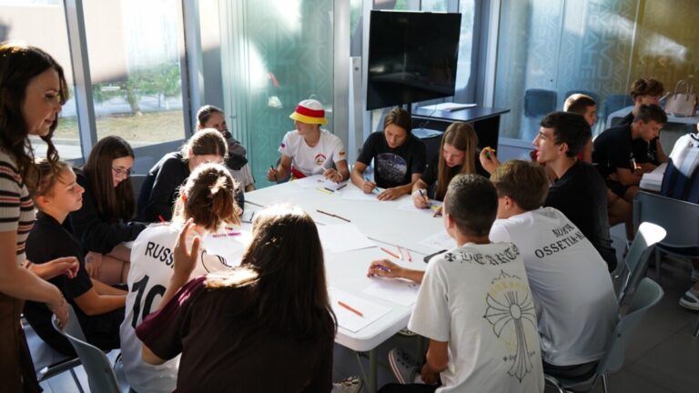 Федерация компьютерного спорта России в ВДЦ "Смена"