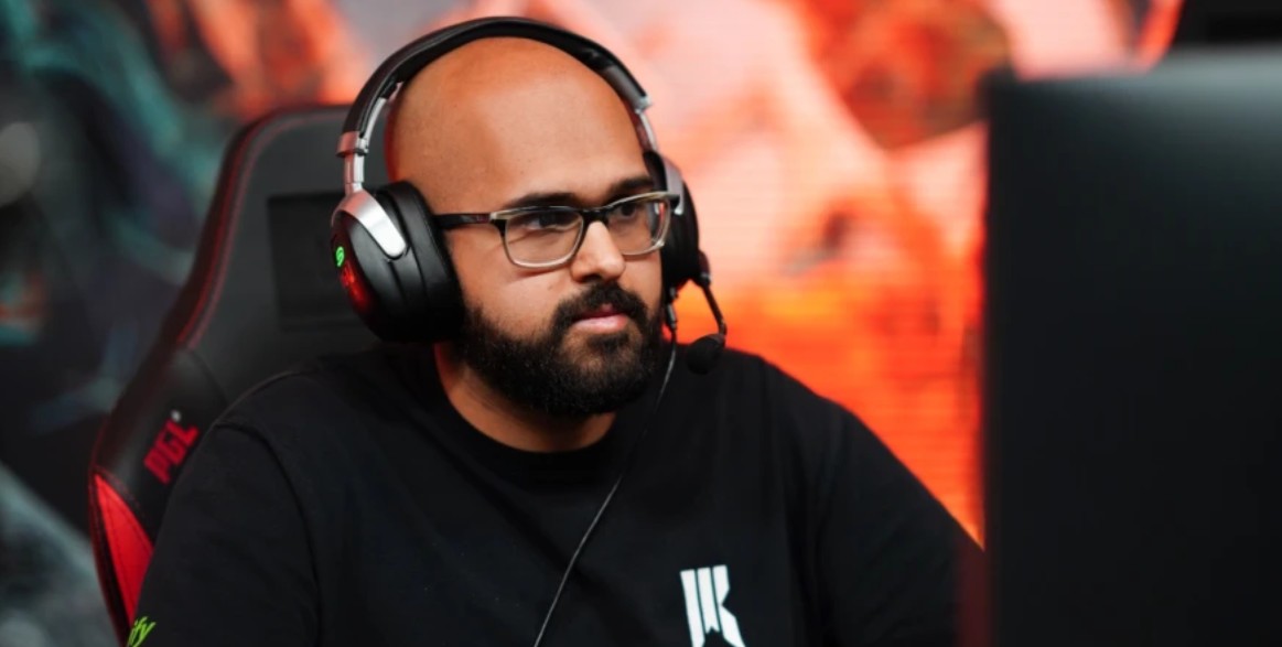 Канишка Сэм “BuLba” Сосэйл в форме Shopify Rebellion