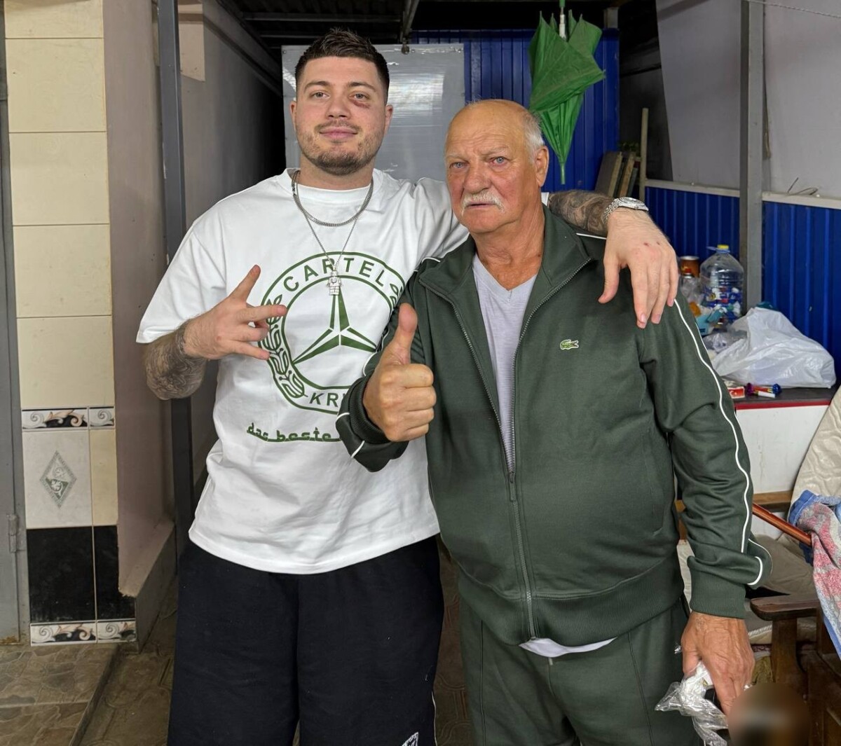 Анар Абдуллаев с дедушкой