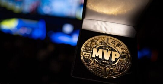 Хайлайт дня: эйс-клатч от nicx против FaZe Clan на StarLadder Budapest Major 2025