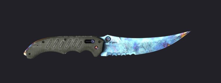 В CS2 скрафтили первый Складной нож с паттерном Blue Gem #670 в качестве «Прямо с завода»