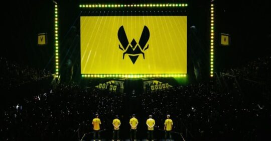 Team Vitality наградили своих игроков алмазными кулонами за победу на BLAST.tv Major Austin 2025