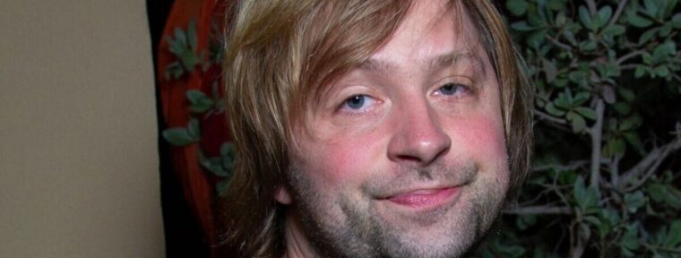 NS о теории абуза порядочности iLTW: «Собираются десять человек и быстро фармят лайки»