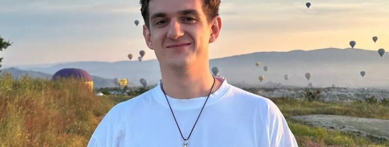 Evelone подарил deko нож стоимостью 700 тысяч рублей