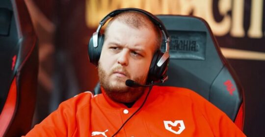 Тренер MOUZ преодолел 13 000 MMR в Dota 2 на саппортах