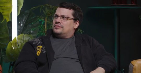 "Какое же FaZe днище". OverDrive об "удивленной" реакции karrigan на кик NEO